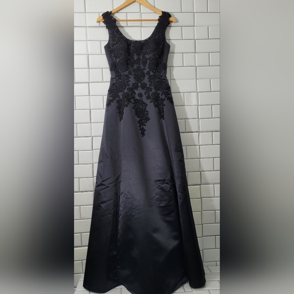 Cassandra Stone Ladies Black Sleeveless Satin Formal Gown Maxi Length Embroidere